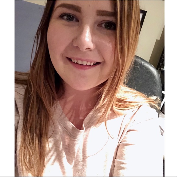 Meet your Posher, Brianna - Picture 1 of 1